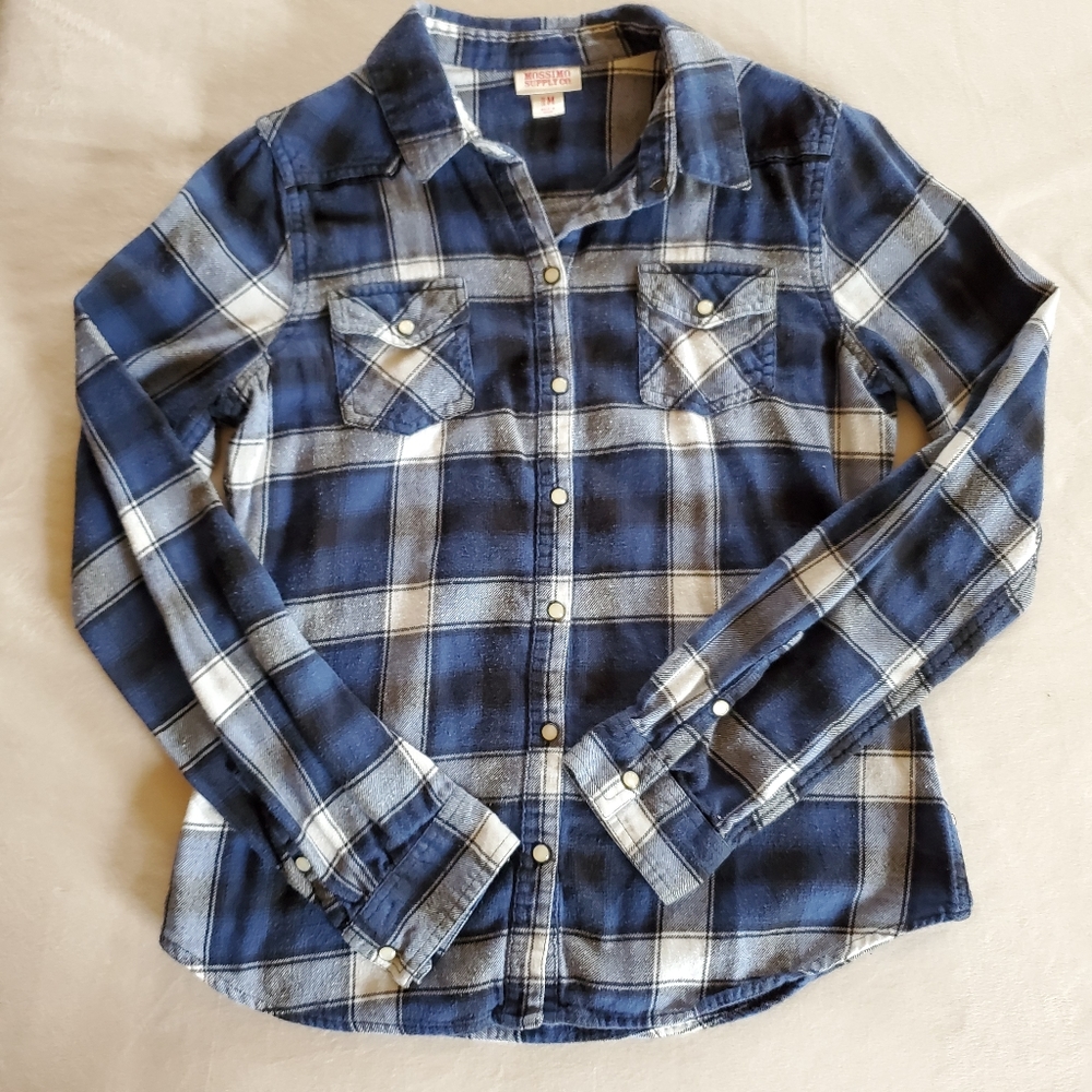 Plaid Flannel Button Up | M